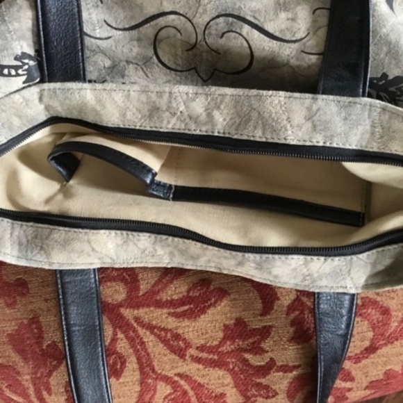 NWOT ‘VINTAGE’ Zip Tote - Picture 3 of 5